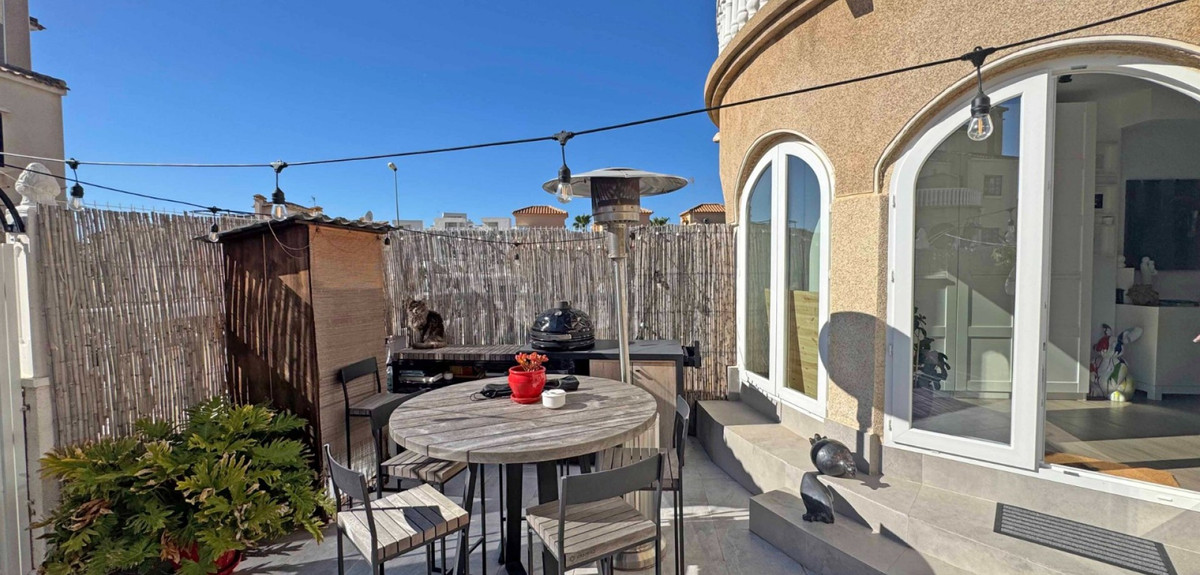 Huis te koop in Villamartin | 2 slaapkamers H5418694