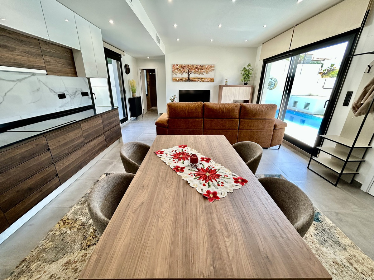 Huis te koop in Villamartin | 2 slaapkamers H5419534