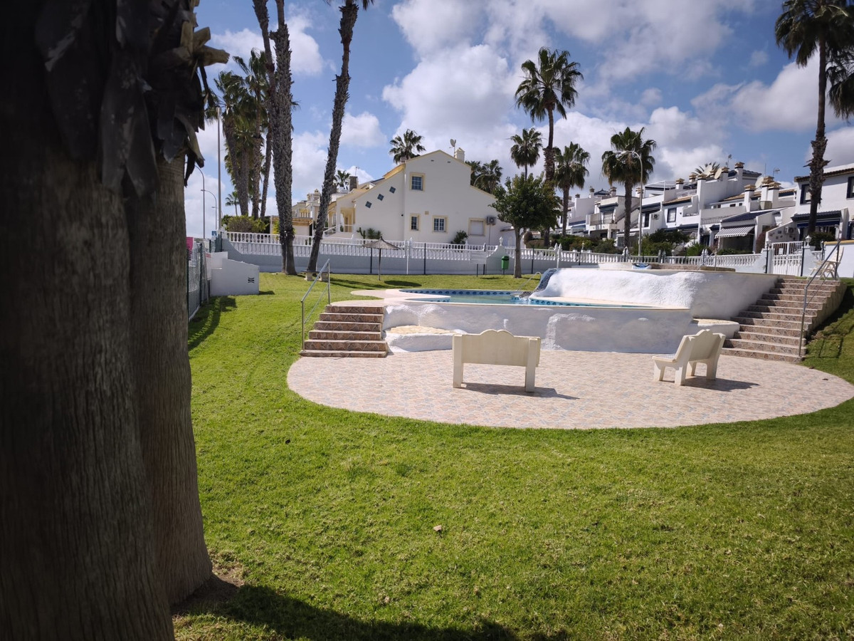Huis te koop in Villamartin | 2 slaapkamers H5440459