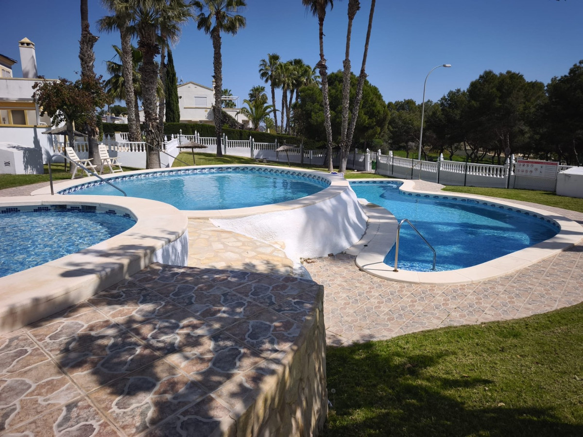 Huis te koop in Villamartin | 2 slaapkamers H5440459