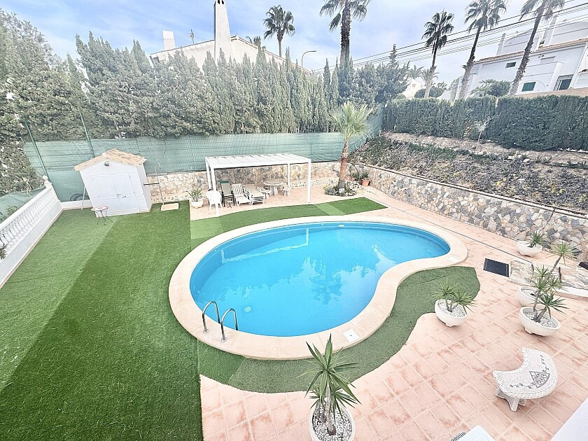 Huis te koop in Villamartin | 4 slaapkamers H5456281
