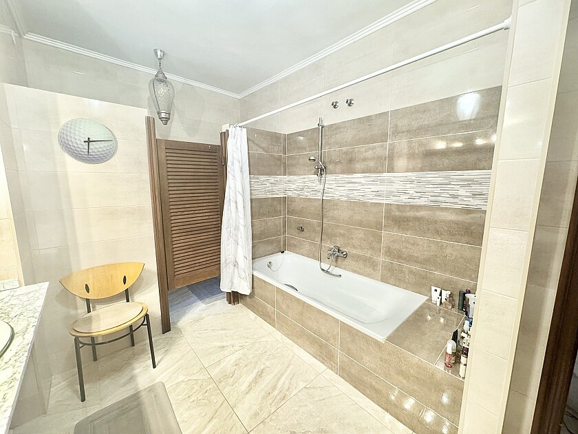 Huis te koop in Villamartin | 4 slaapkamers H5456281