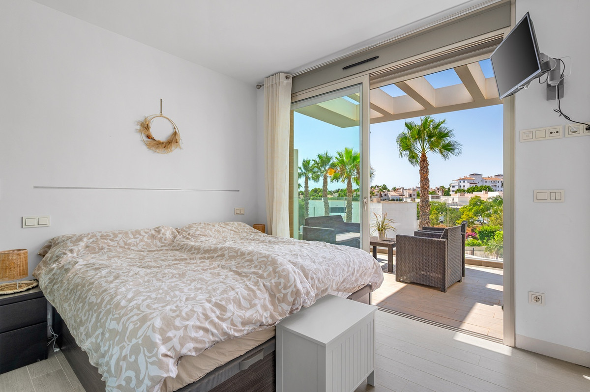 Huis te koop in Villamartin | 3 slaapkamers H5483806