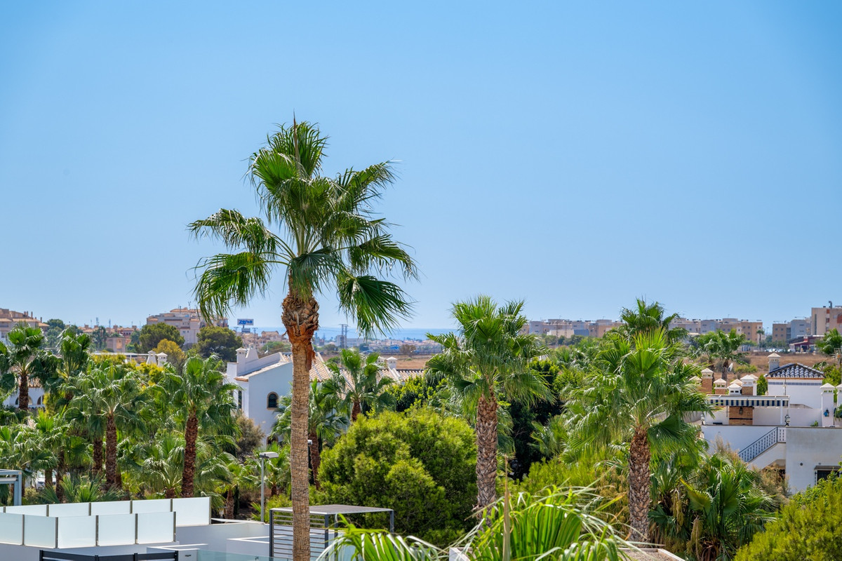 Huis te koop in Villamartin | 3 slaapkamers H5483806