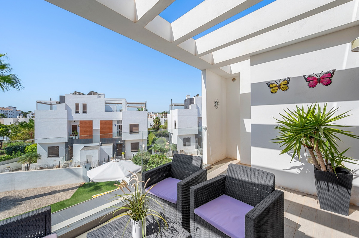 Huis te koop in Villamartin | 3 slaapkamers H5483806