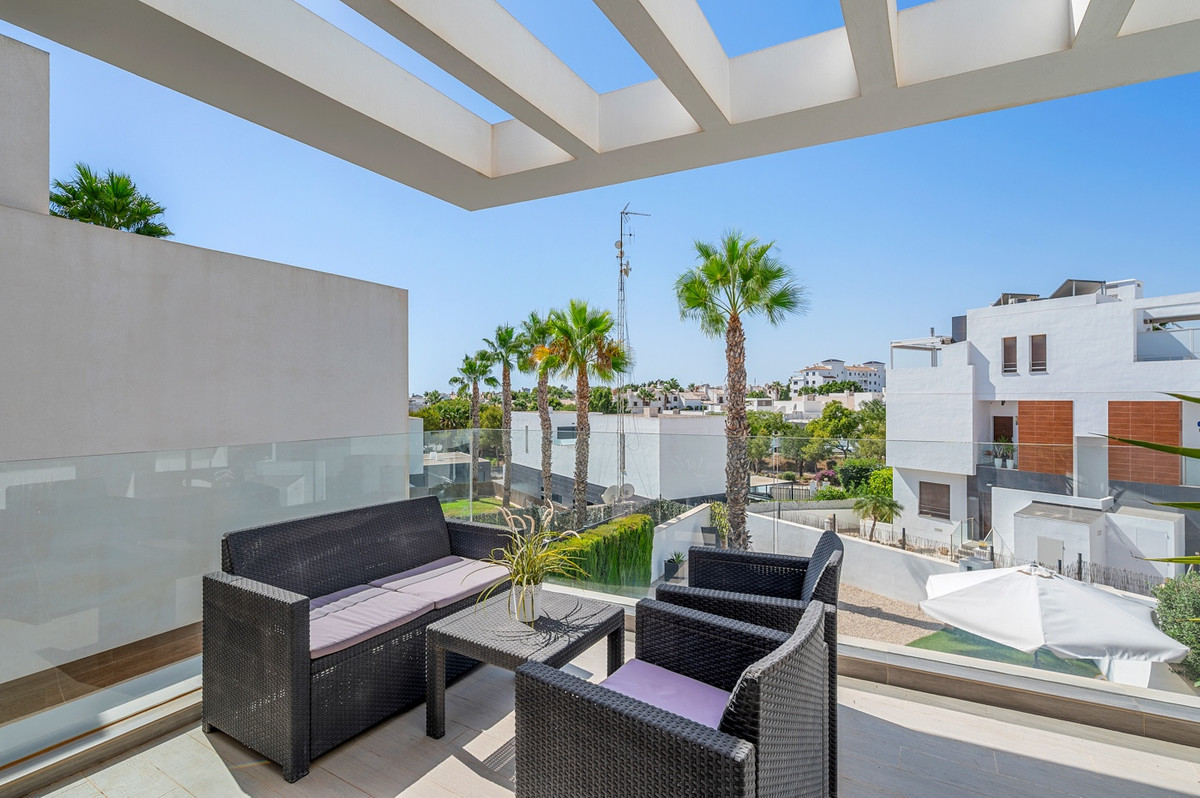 Huis te koop in Villamartin | 3 slaapkamers H5483806