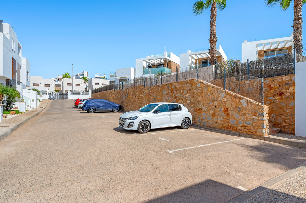Huis te koop in Villamartin | 3 slaapkamers H5483806