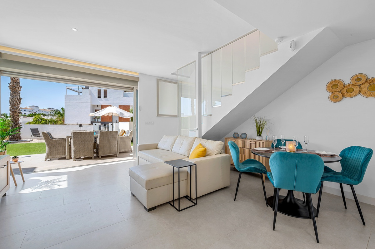 Huis te koop in Villamartin | 3 slaapkamers H5483806