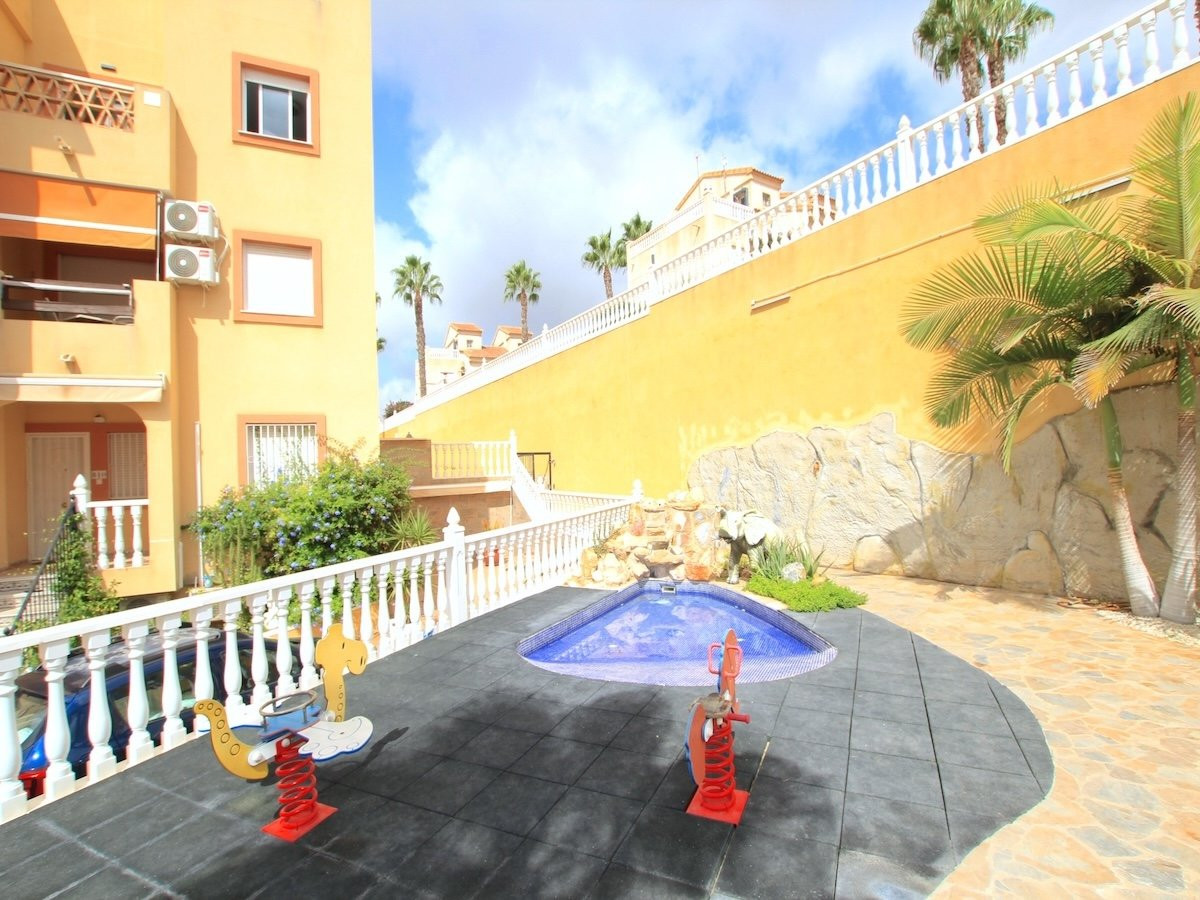 Huis te koop in Villamartin | 2 slaapkamers H5492908