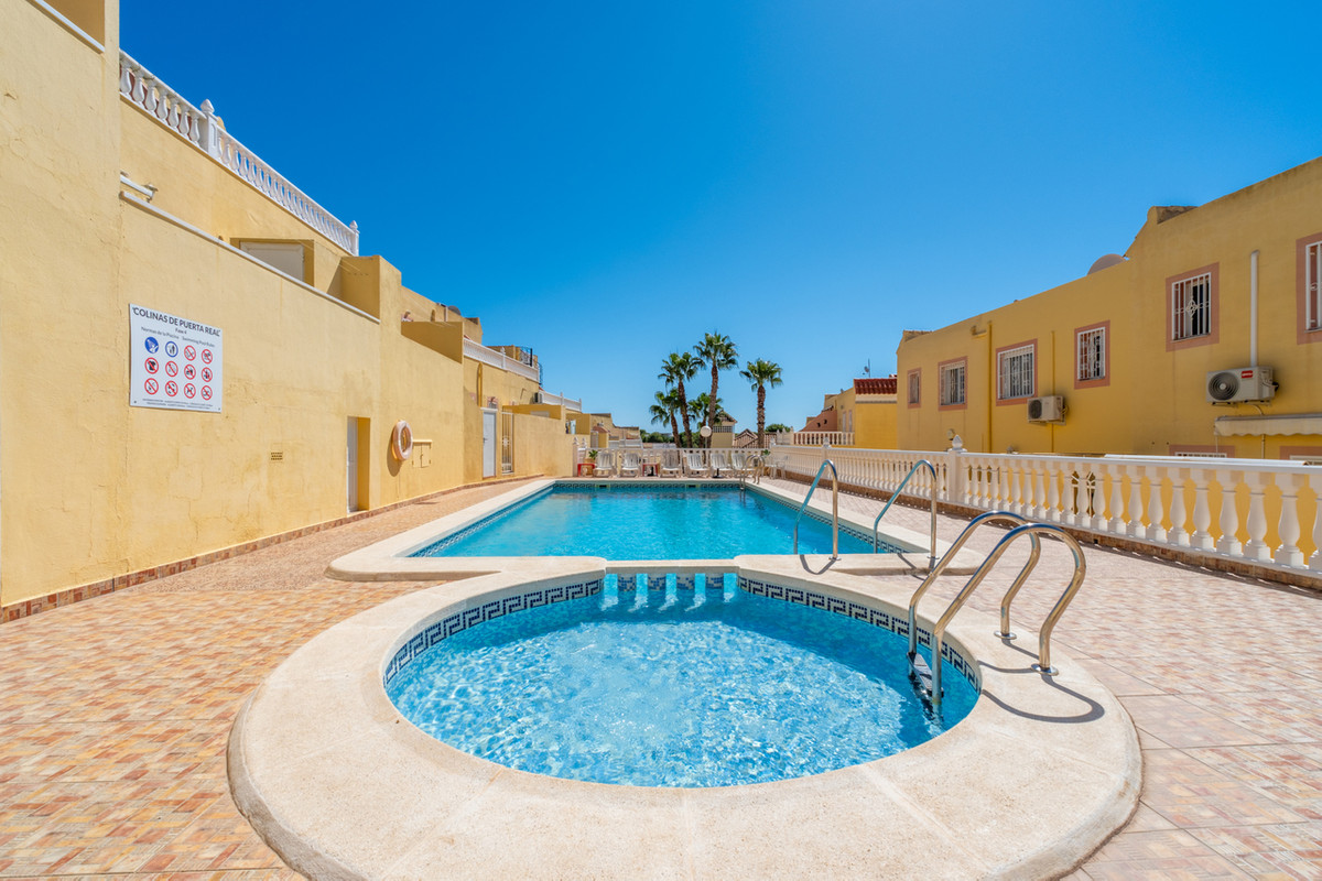 Huis te koop in Villamartin | 2 slaapkamers H5498998