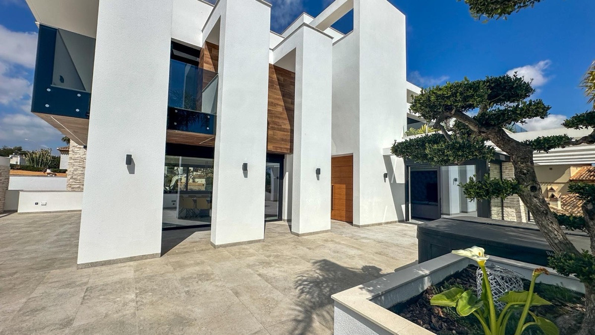 Property main view 21