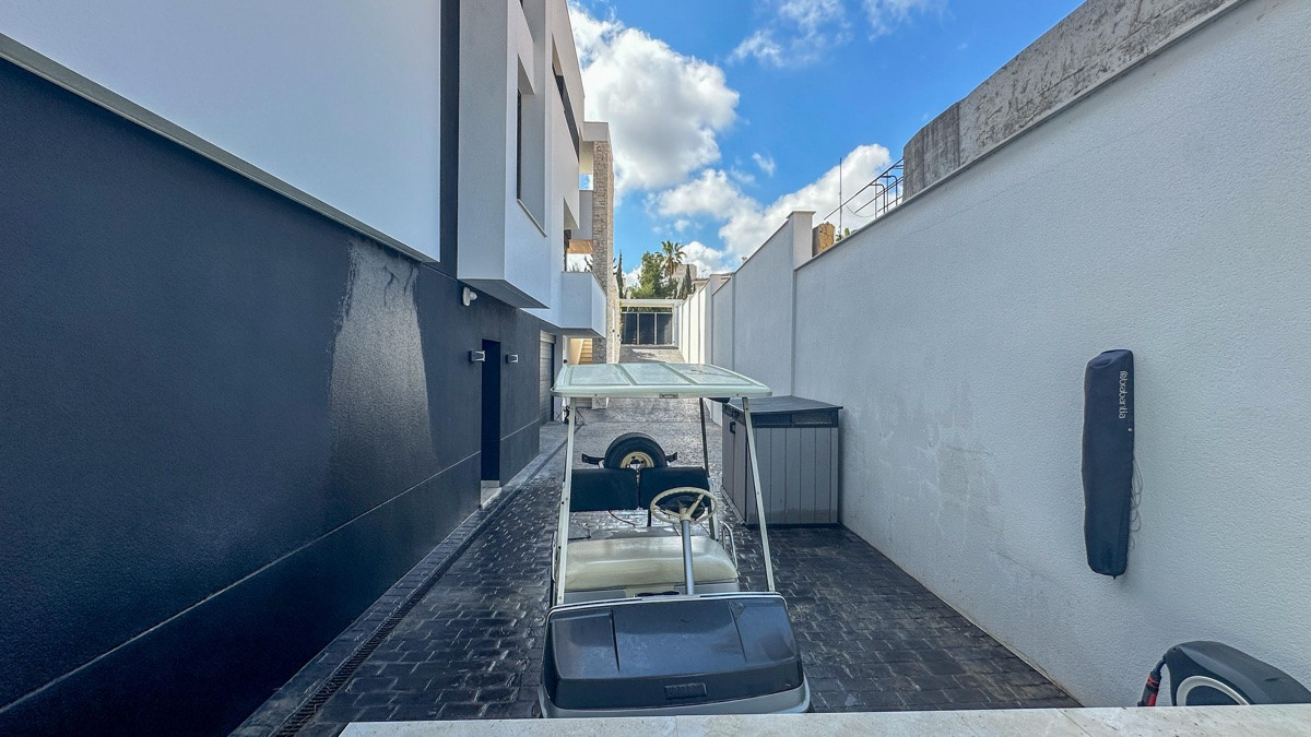 Property main view 32