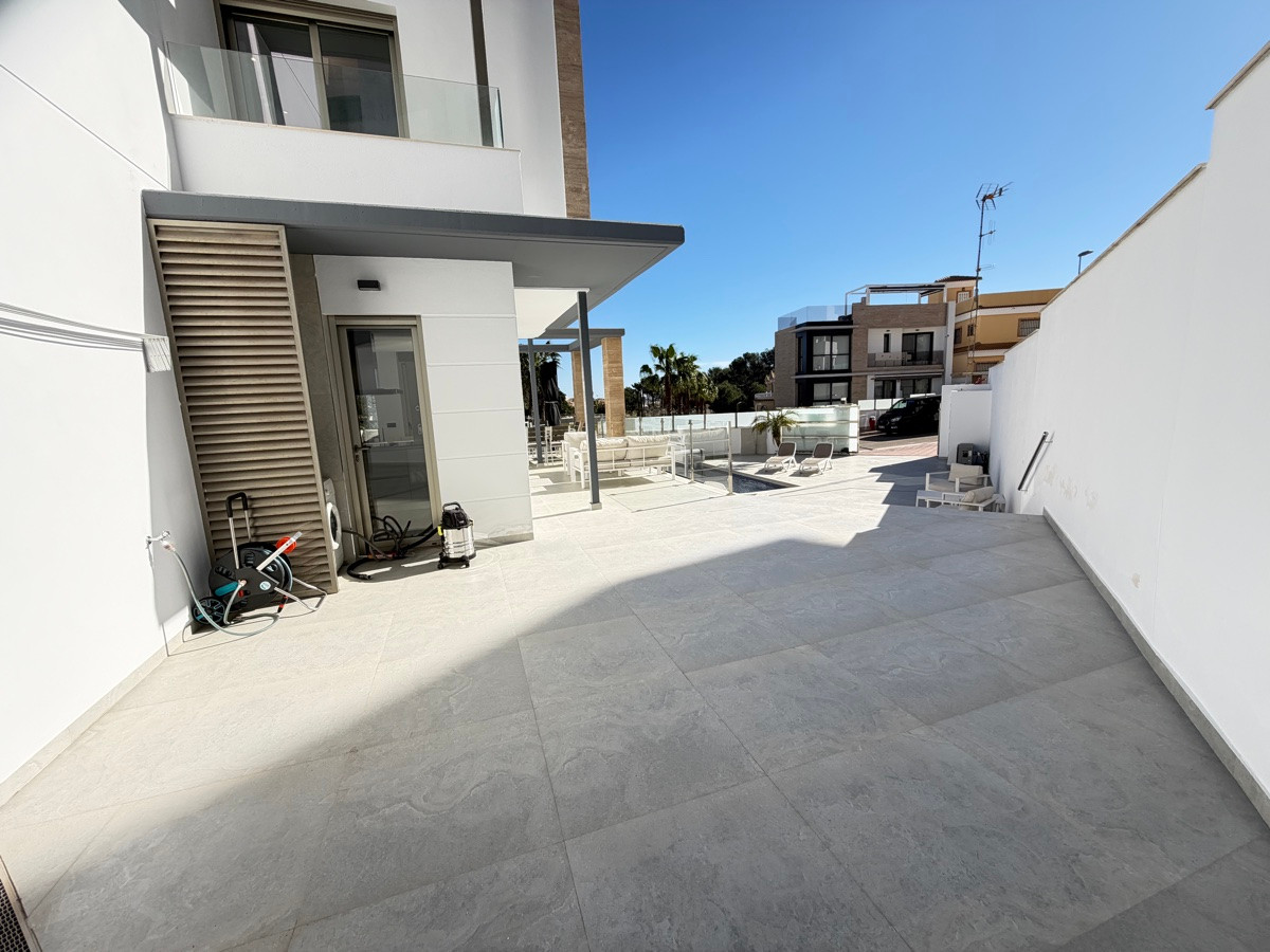 Property main view 42