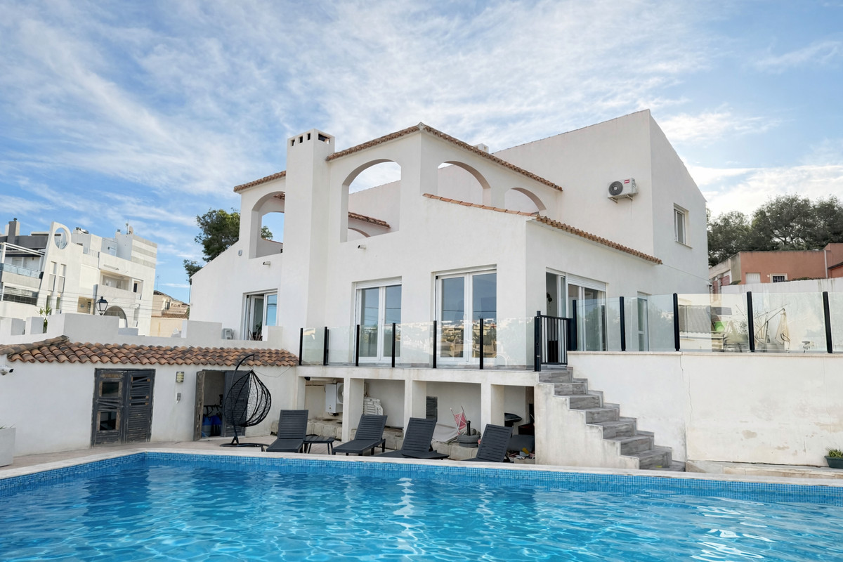 Huis te koop in Villamartin | 6 slaapkamers H5503180