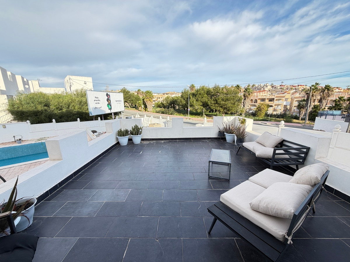 Huis te koop in Villamartin | 6 slaapkamers H5503180