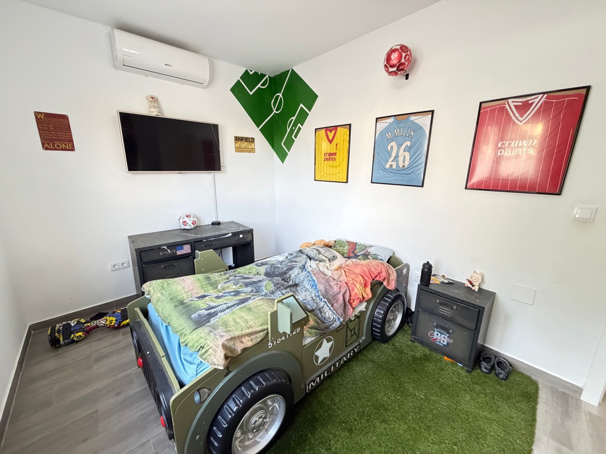 Huis te koop in Villamartin | 6 slaapkamers H5503180