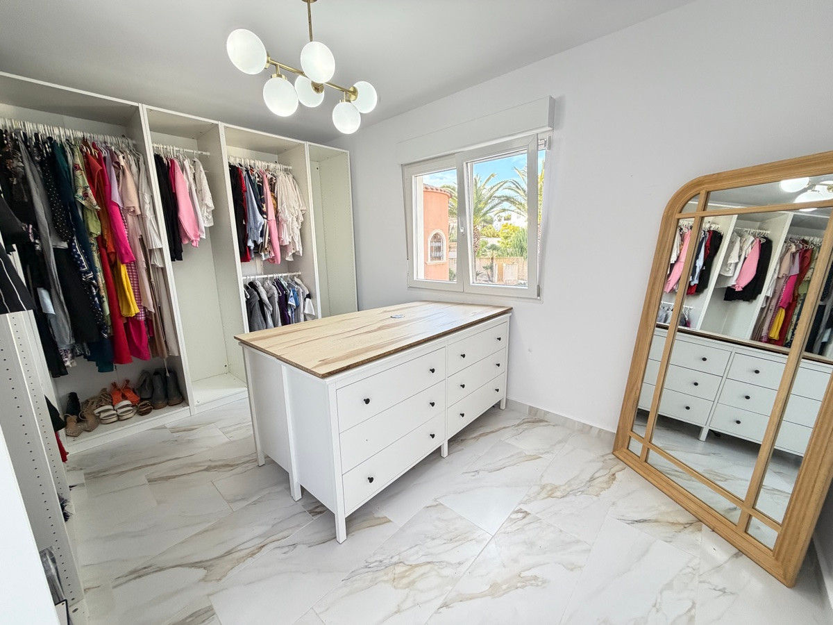 Huis te koop in Villamartin | 6 slaapkamers H5503180