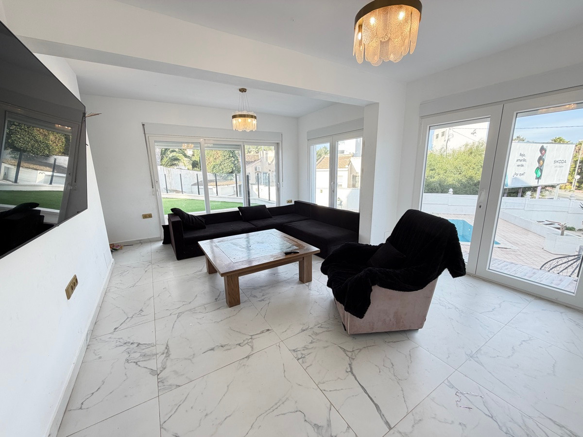 Huis te koop in Villamartin | 6 slaapkamers H5503180