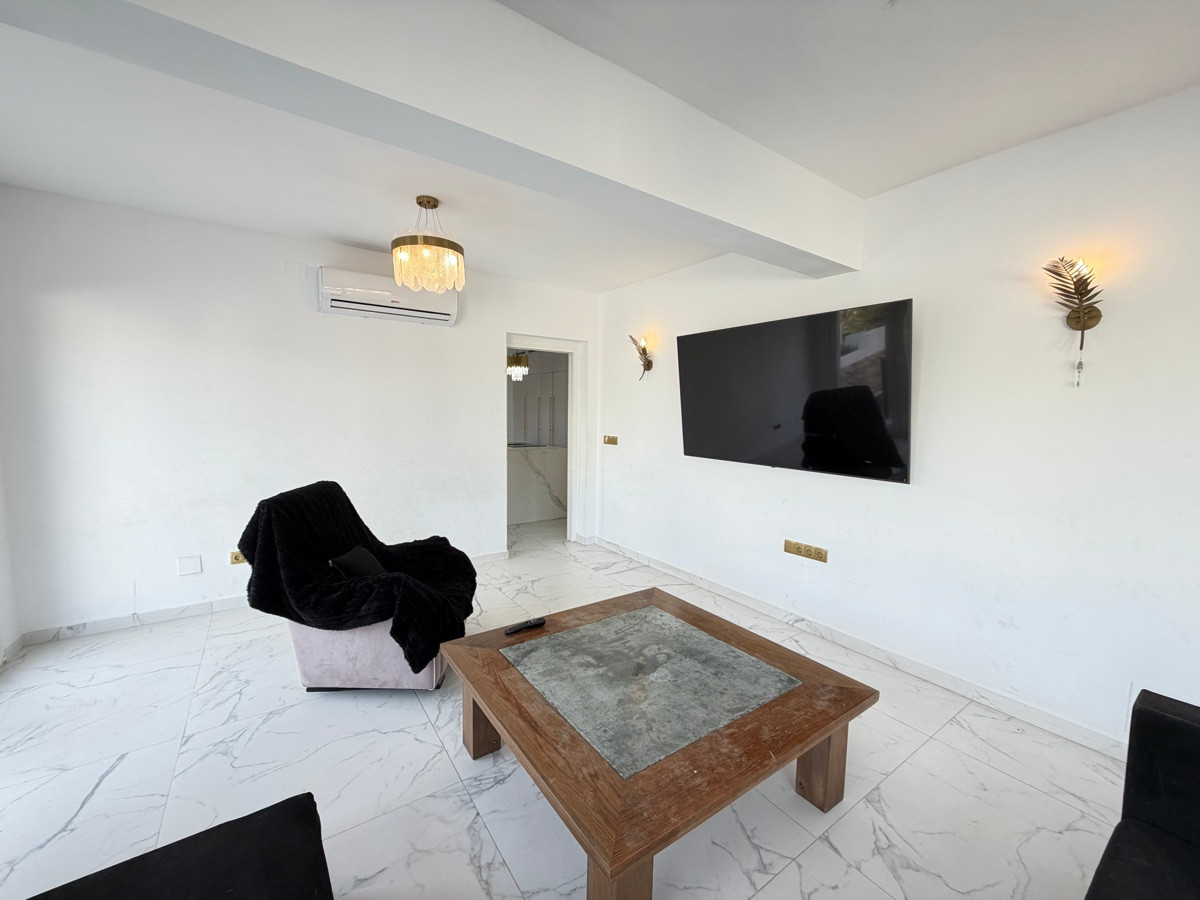 Huis te koop in Villamartin | 6 slaapkamers H5503180