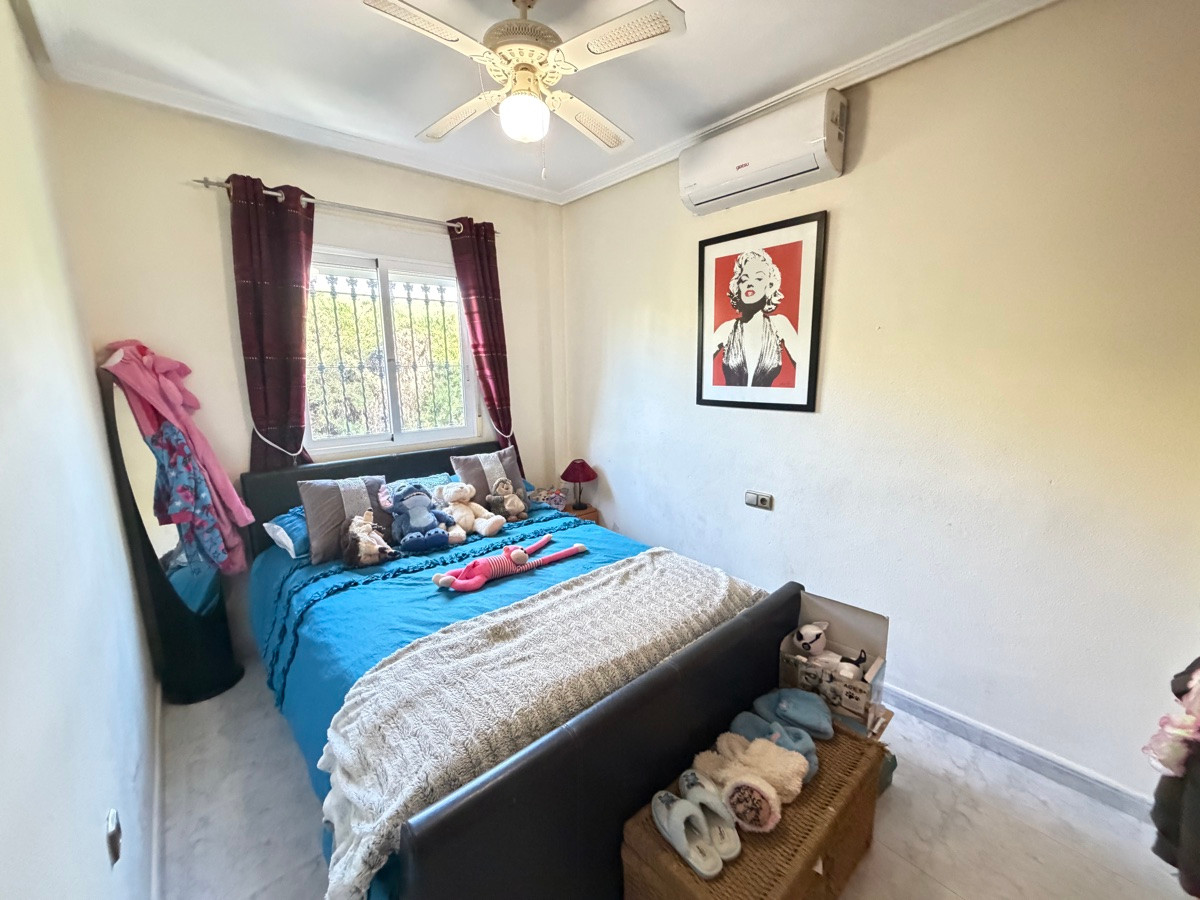 Huis te koop in Villamartin | 4 slaapkamers H5503204