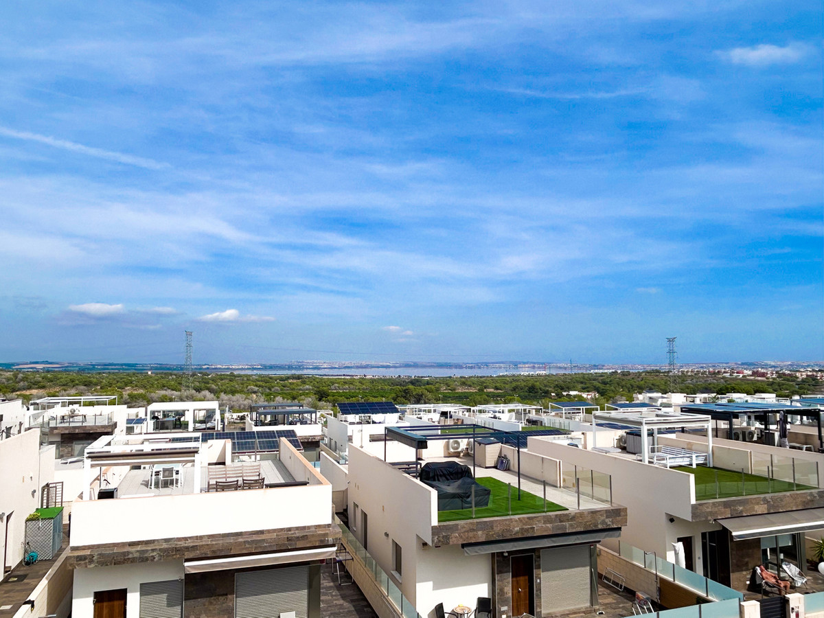 Huis te koop in Villamartin | 3 slaapkamers H5506684