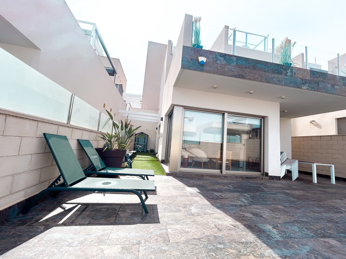 Huis te koop in Villamartin | 3 slaapkamers H5506684