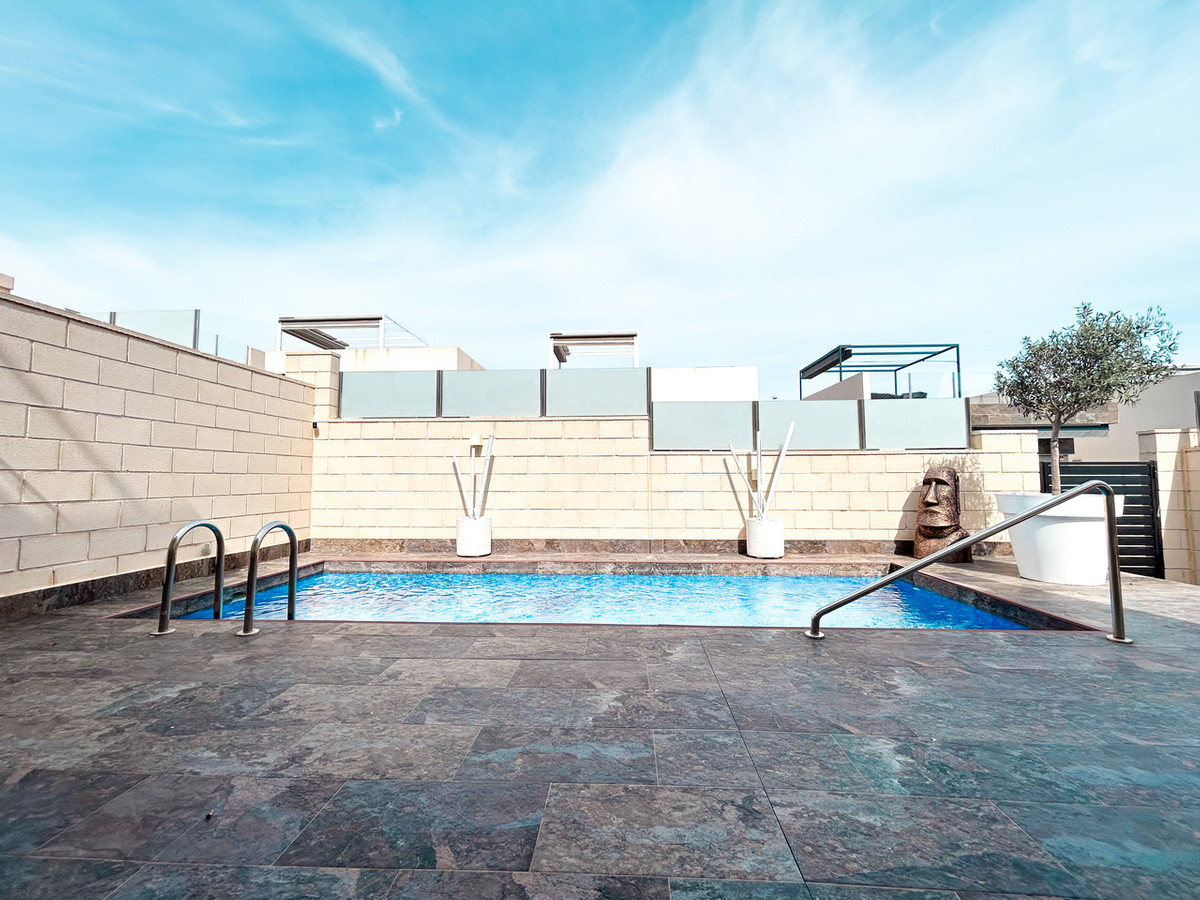 Huis te koop in Villamartin | 3 slaapkamers H5506684
