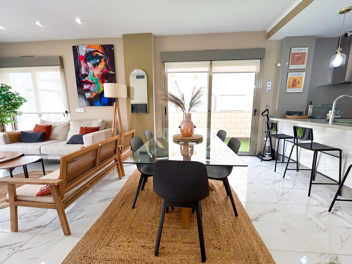 Huis te koop in Villamartin | 3 slaapkamers H5506684