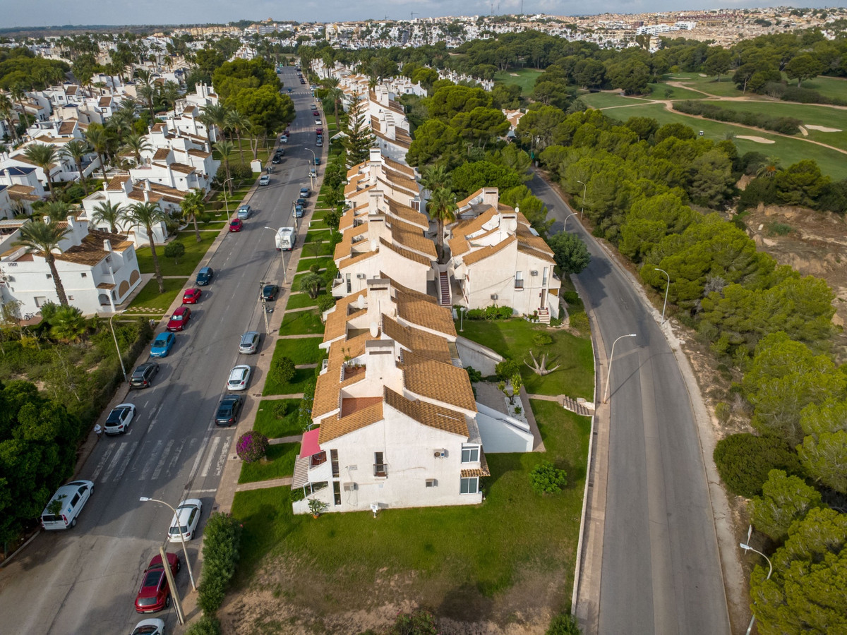 Bungalow te koop in Villamartin | 2 slaapkamers H5506882