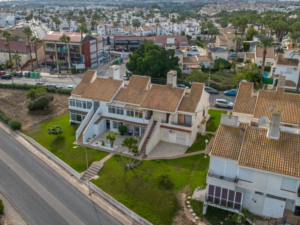 Bungalow te koop in Villamartin | 2 slaapkamers H5506882