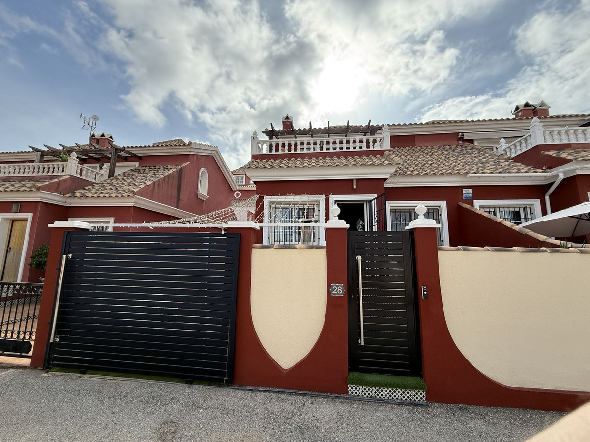 Huis te koop in Villamartin | 3 slaapkamers H5506936