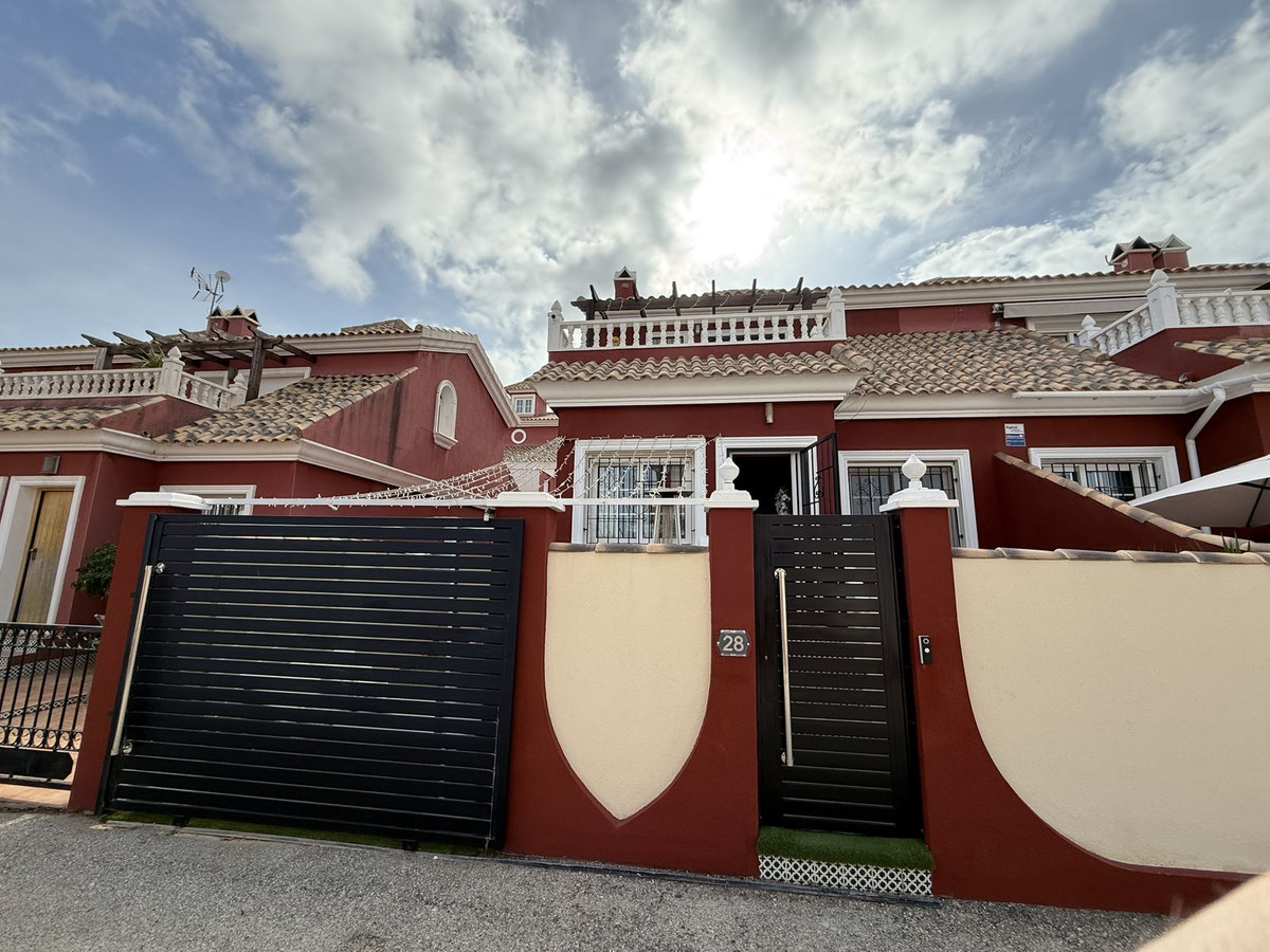 Huis te koop in Villamartin | 3 slaapkamers H5506936