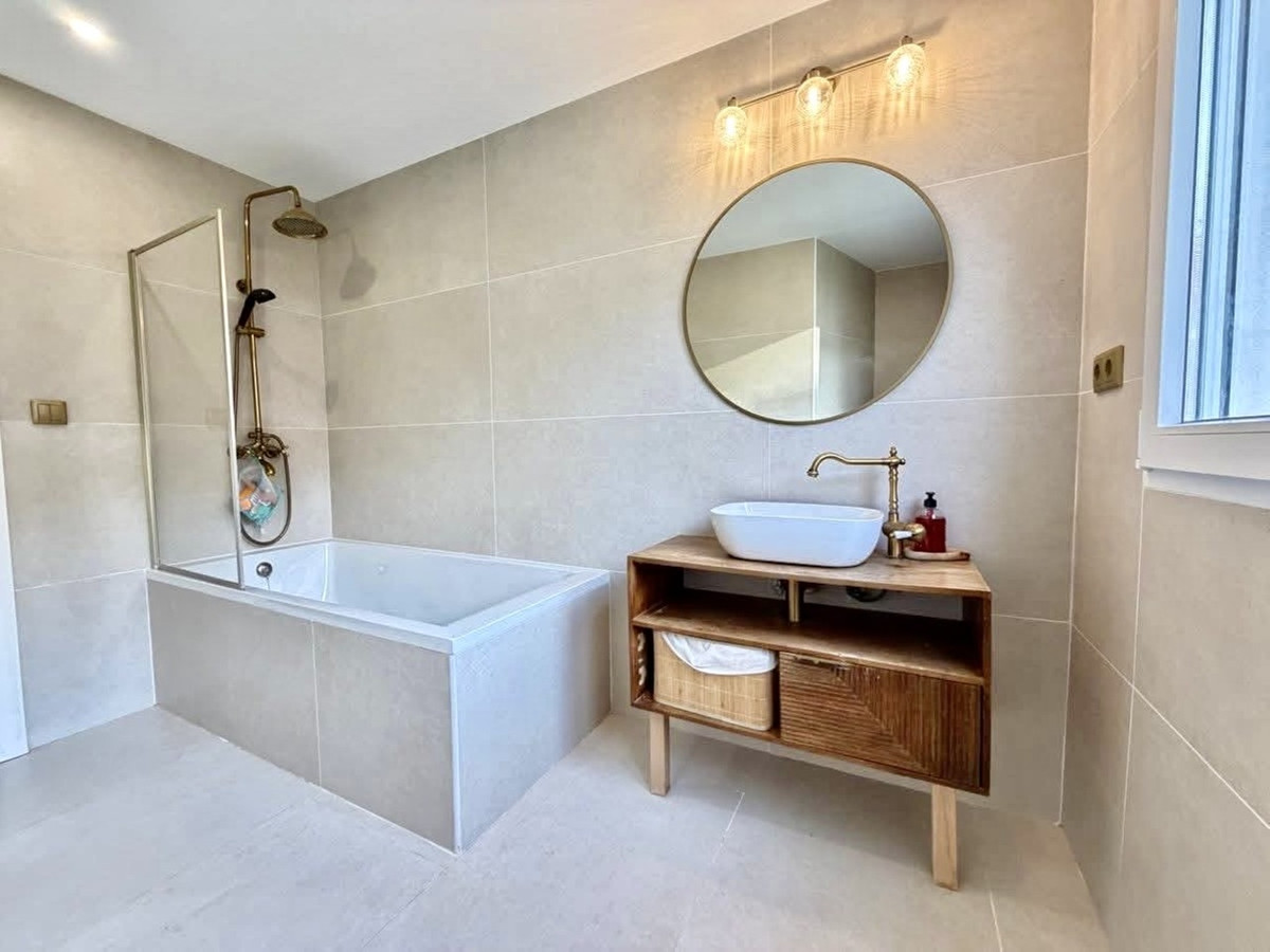 Property main view 25