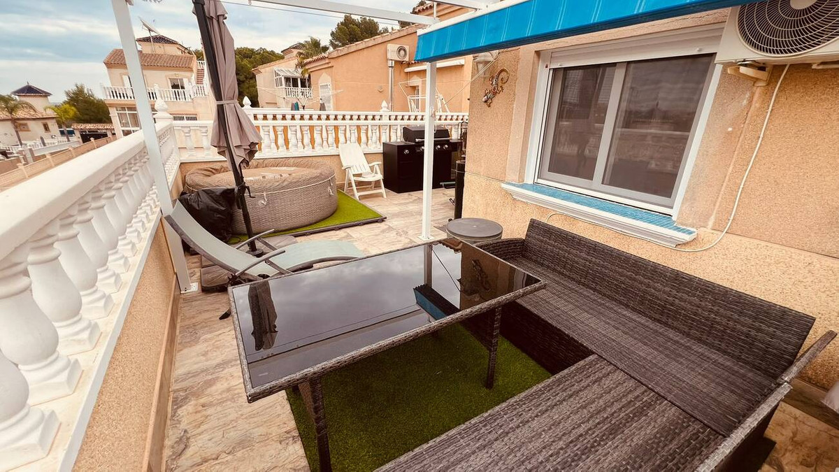 Huis te koop in Villamartin | 3 slaapkamers H5519500
