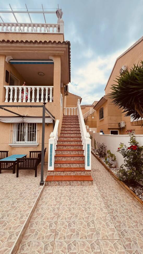 Huis te koop in Villamartin | 3 slaapkamers H5519500