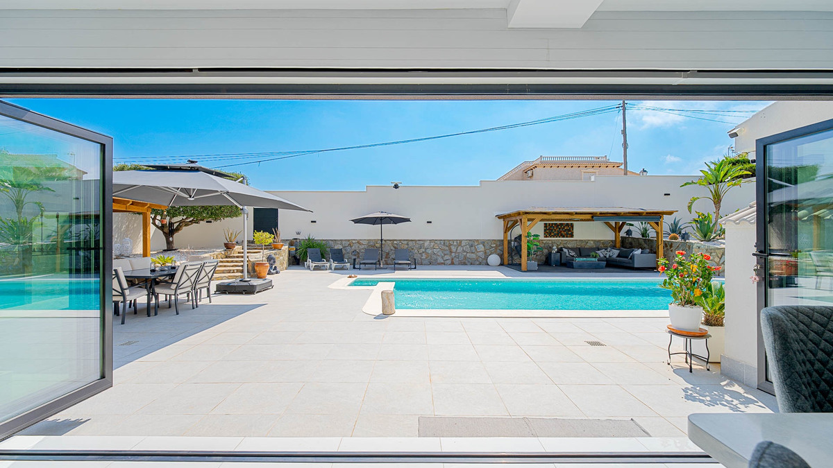 Property main view 50
