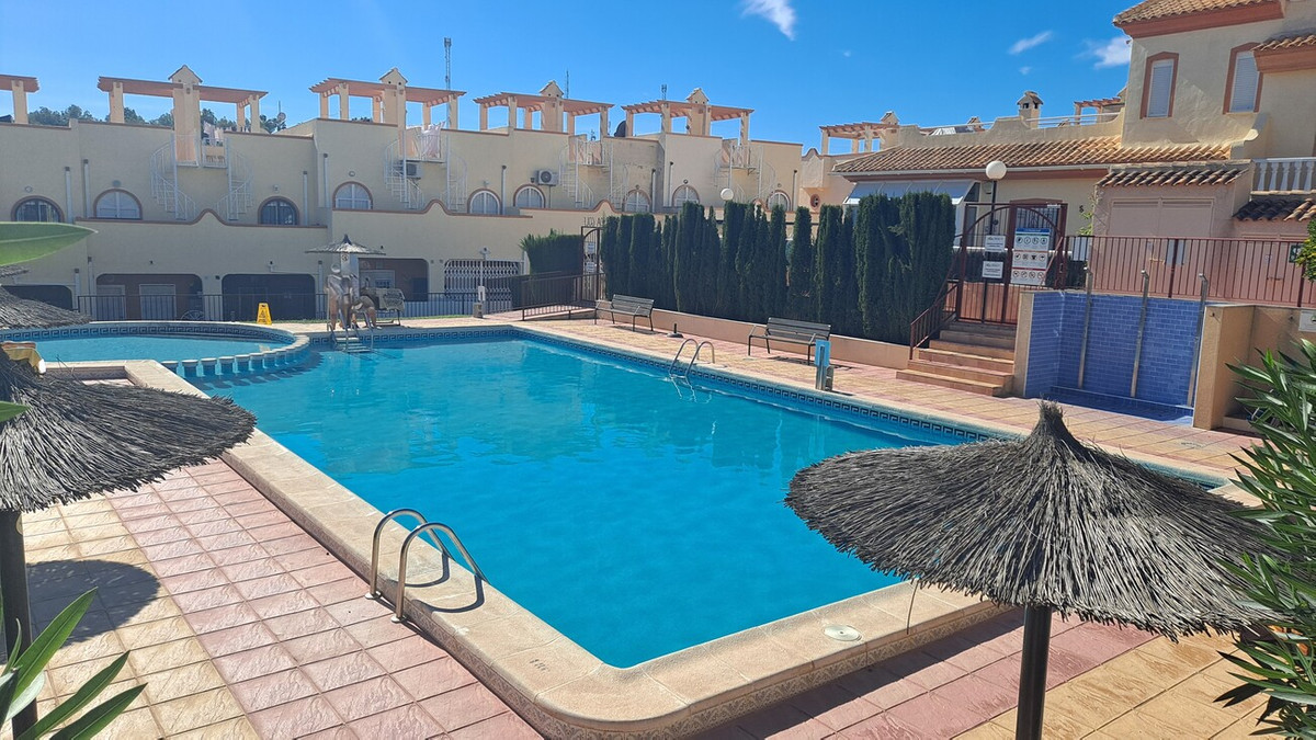 Huis te koop in Villamartin | 2 slaapkamers H5524393