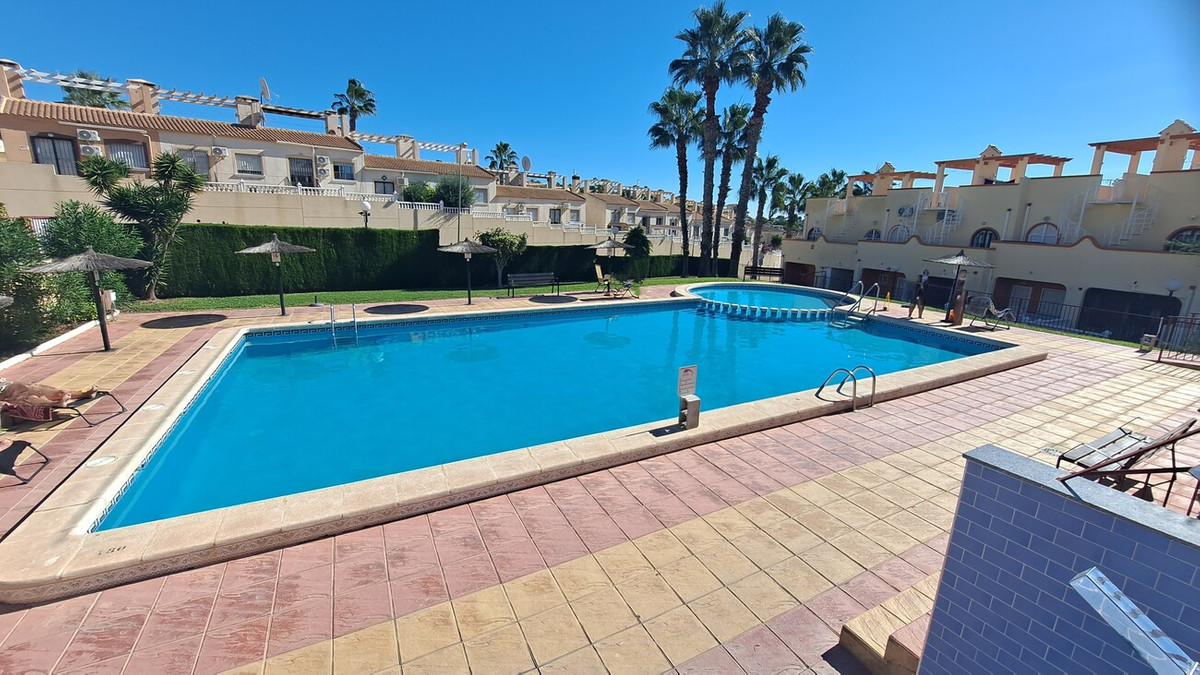 Huis te koop in Villamartin | 2 slaapkamers H5524393