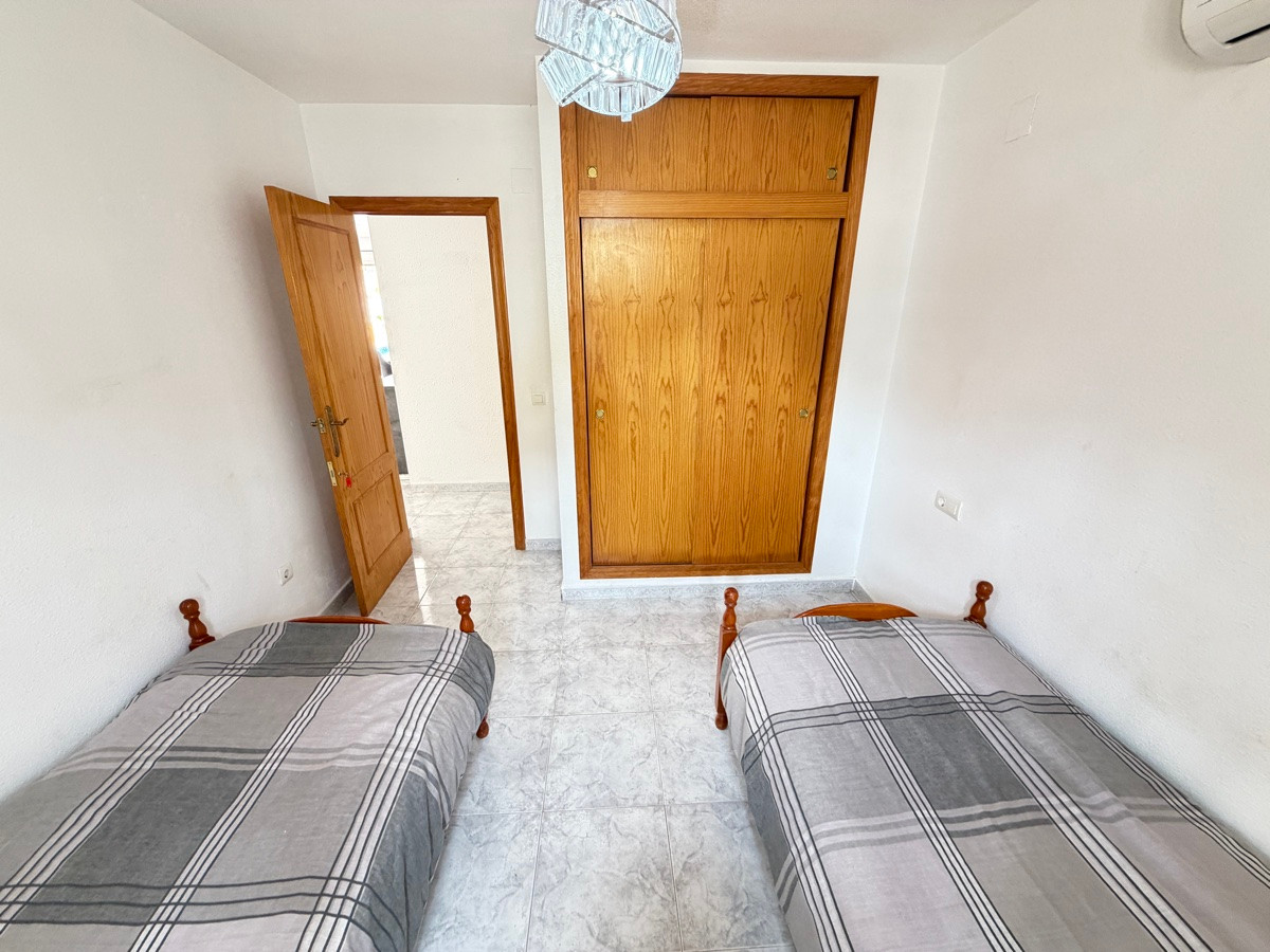 Huis te koop in Villamartin | 4 slaapkamers H5525179