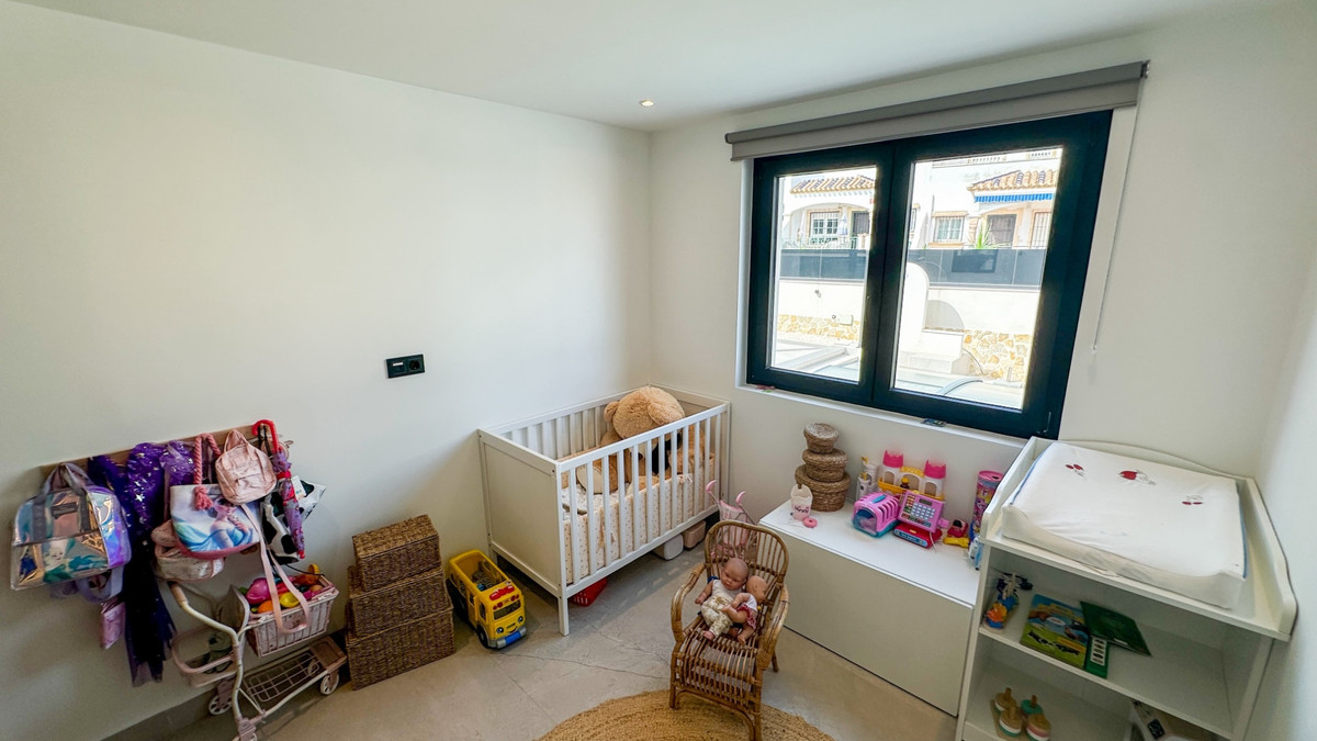 Huis te koop in Villamartin | 3 slaapkamers H5527216