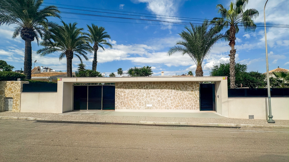 Huis te koop in Villamartin | 3 slaapkamers H5527216