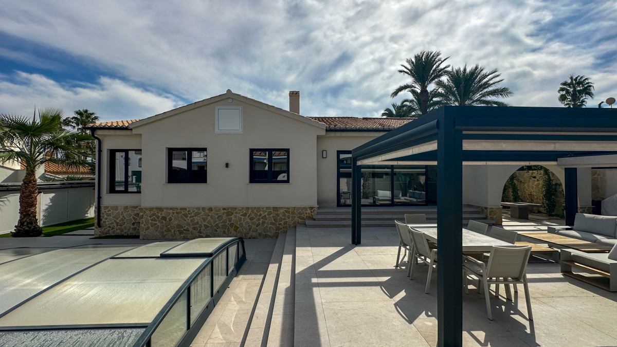 Huis te koop in Villamartin | 3 slaapkamers H5527216