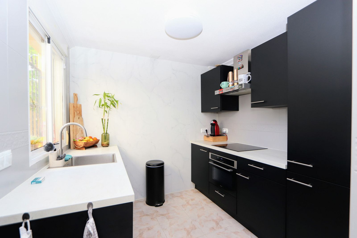Huis te koop in Villamartin | 4 slaapkamers H5527726