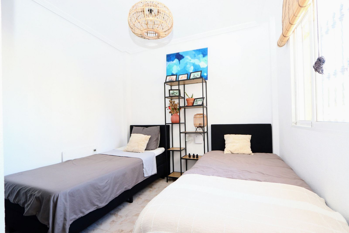 Huis te koop in Villamartin | 4 slaapkamers H5527726