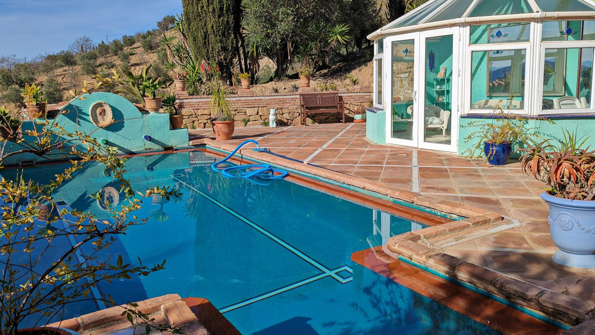 Huis te koop in Villanueva De La Concepcion | 5 slaapkamers H4914433