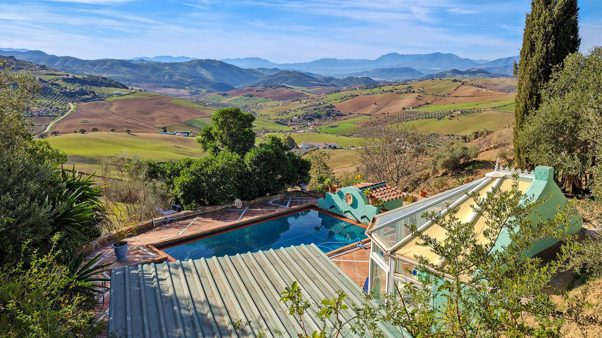 Huis te koop in Villanueva De La Concepcion | 5 slaapkamers H4914433