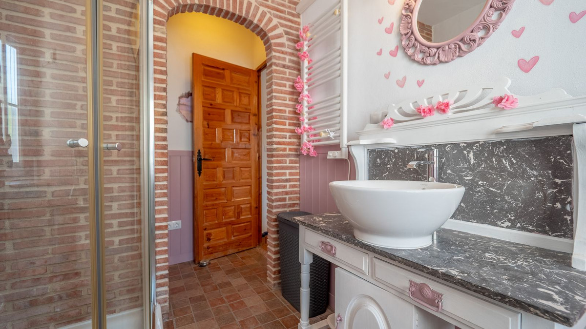 Huis te koop in Villanueva De La Concepcion | 6 slaapkamers H5043523