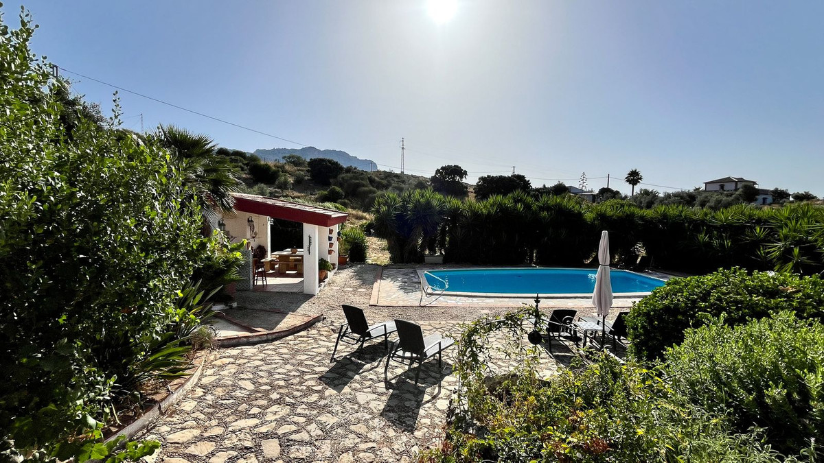 Huis te koop in Villanueva De La Concepcion | 5 slaapkamers H5109421