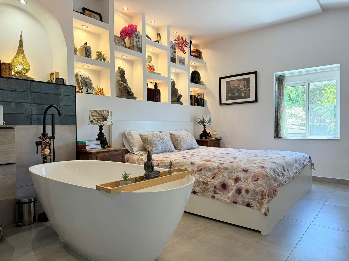 Huis te koop in Villanueva De La Concepcion | 5 slaapkamers H5130973