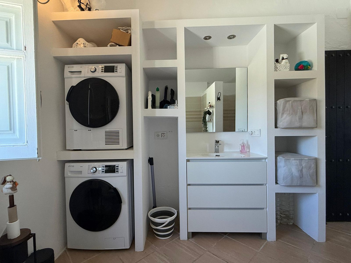 Huis te koop in Villanueva De La Concepcion | 5 slaapkamers H5130973